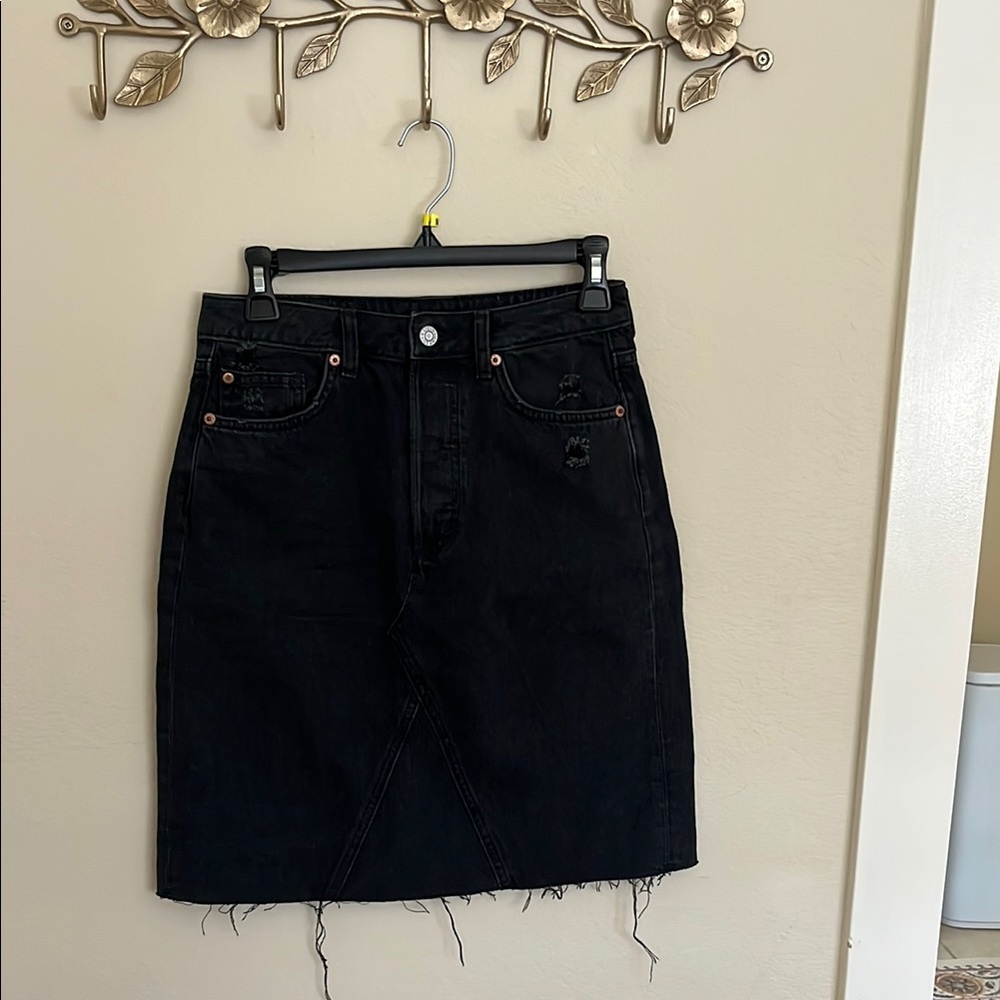 Knee-Length Black Denim Skirt - Picture 2 of 7